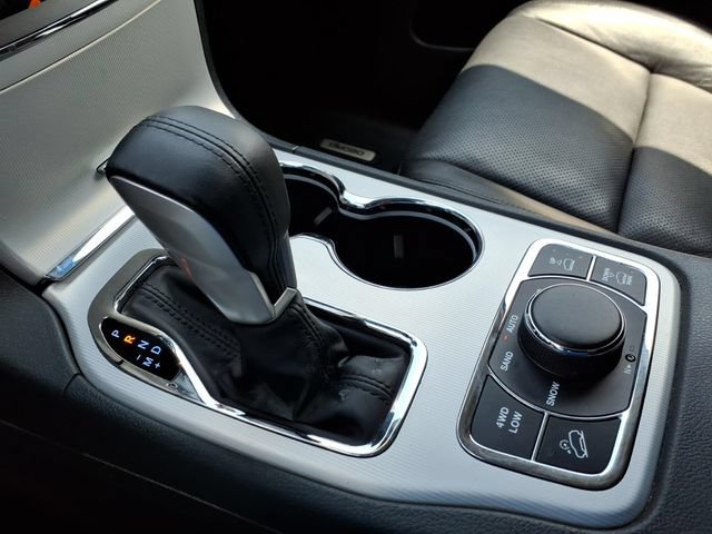 Used 2018 Jeep Grand Cherokee Summit w/ Platinum Series Group AWD/4WD image 25