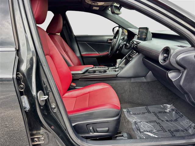 Used 2024 Lexus IS 300 w/ Comfort Package RWD image 31