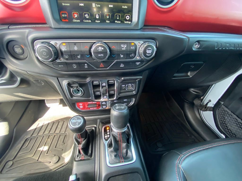 Used 2022 Jeep Wrangler Unlimited Rubicon w/ LED Lighting Group image 17
