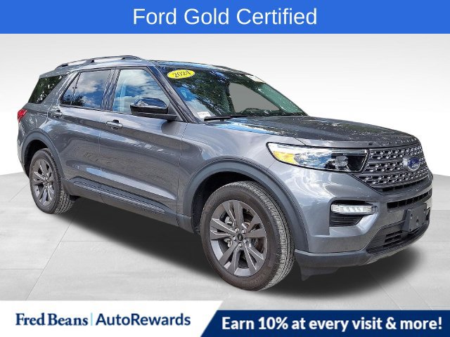 Certified 2024 Ford Explorer XLT w/ Equipment Group 202A