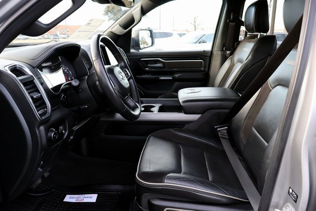 Used 2024 RAM 1500 Laramie image 30