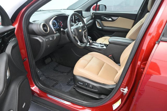 Used 2024 Chevrolet Blazer Premier w/ Driver Confidence II Package FWD image 14