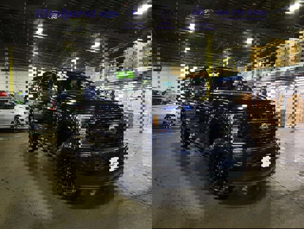 Certified 2022 Ford F250 Lariat w/ Black Appearance Package image 5