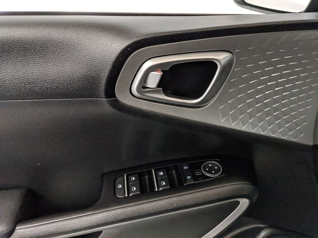 Used 2024 Kia Soul LX w/ Option Group 015 image 20