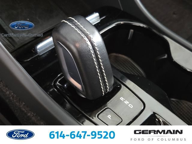 Used 2021 Volvo XC40 T5 R-Design AWD/4WD image 28