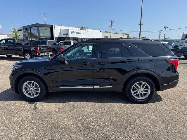 Certified 2025 Ford Explorer Active AWD/4WD image 3