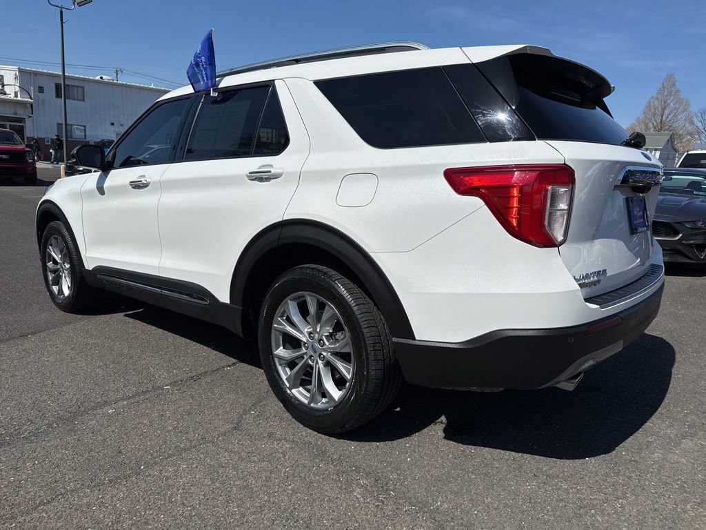 Certified 2022 Ford Explorer Limited w/ Equipment Group 301A AWD/4WD image 7