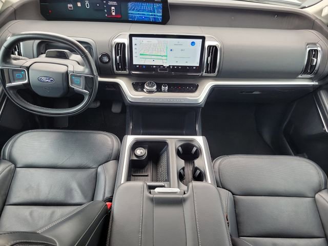 Certified 2025 Ford Expedition Platinum AWD/4WD image 13