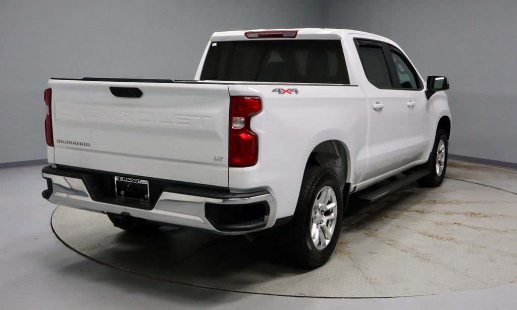 Used 2023 Chevrolet Silverado 1500 LT AWD/4WD image 11