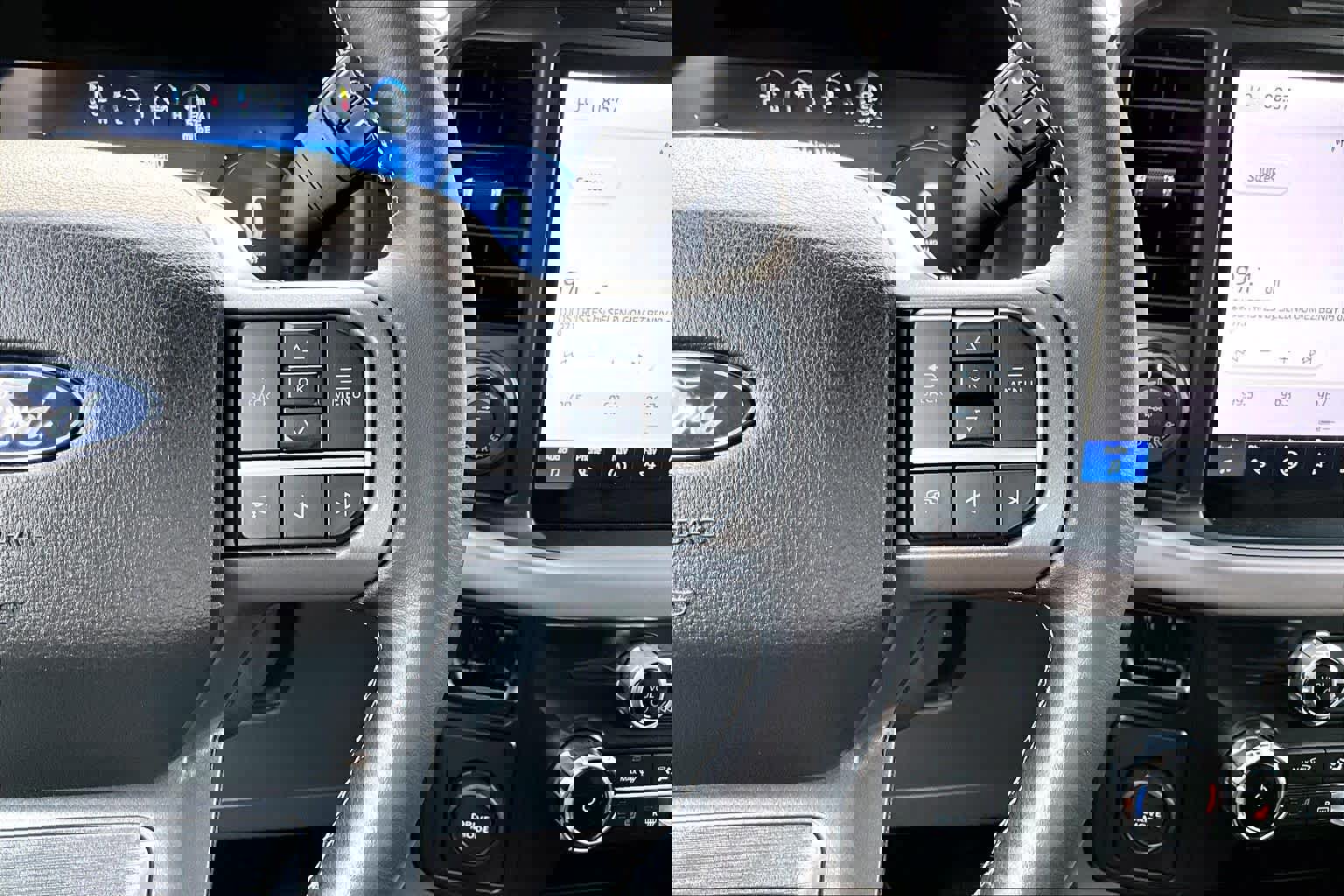 Certified 2025 Ford F150 XLT w/ Equipment Group 303A High image 26