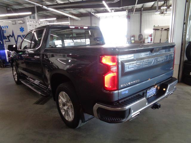 Used 2019 Chevrolet Silverado 1500 LTZ w/ LTZ Premium Package AWD/4WD image 4