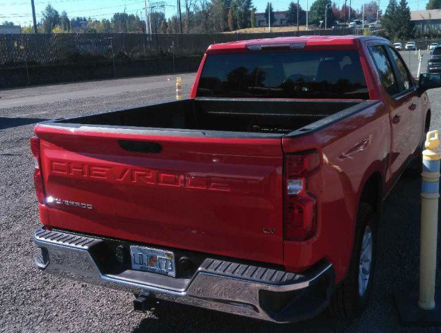 Used 2025 Chevrolet Silverado 1500 LT RWD image 3