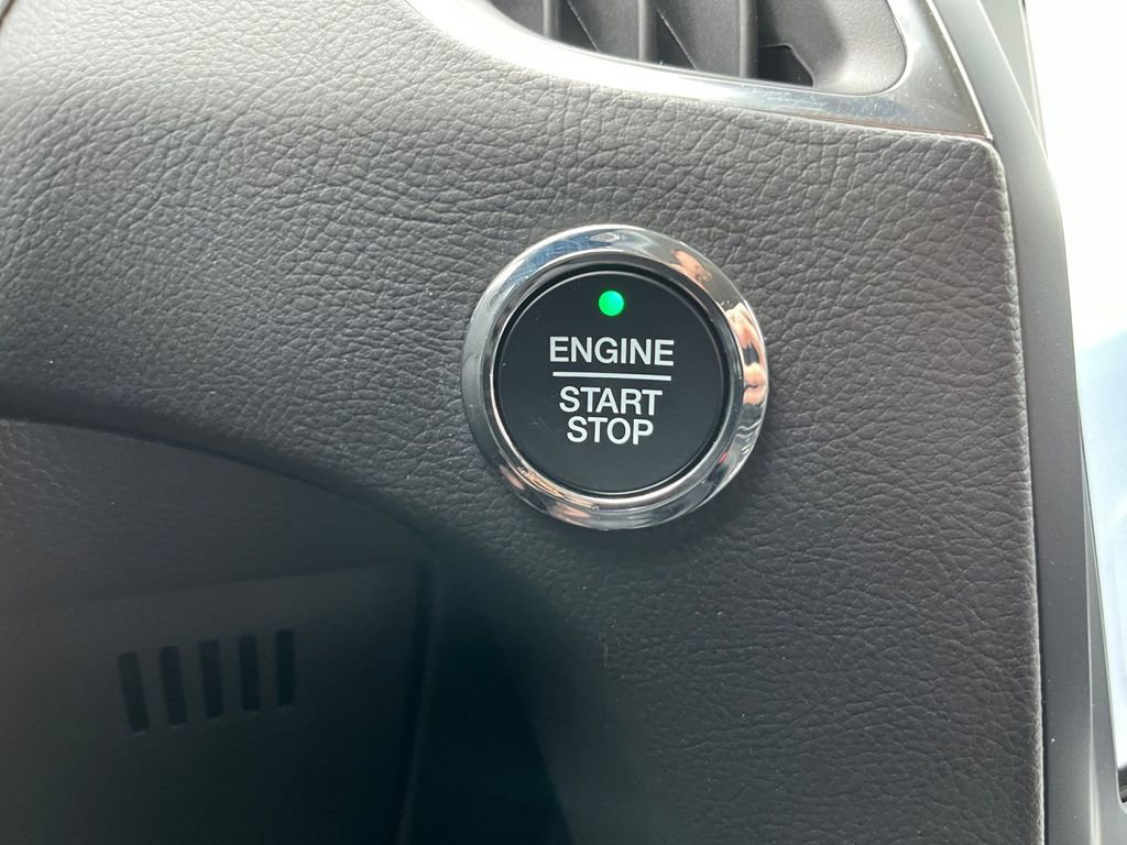 Certified 2024 Ford Edge Titanium image 15