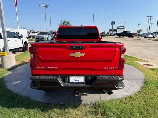 Used 2022 Chevrolet Silverado 2500 Custom w/ Custom Convenience Package AWD/4WD image 6