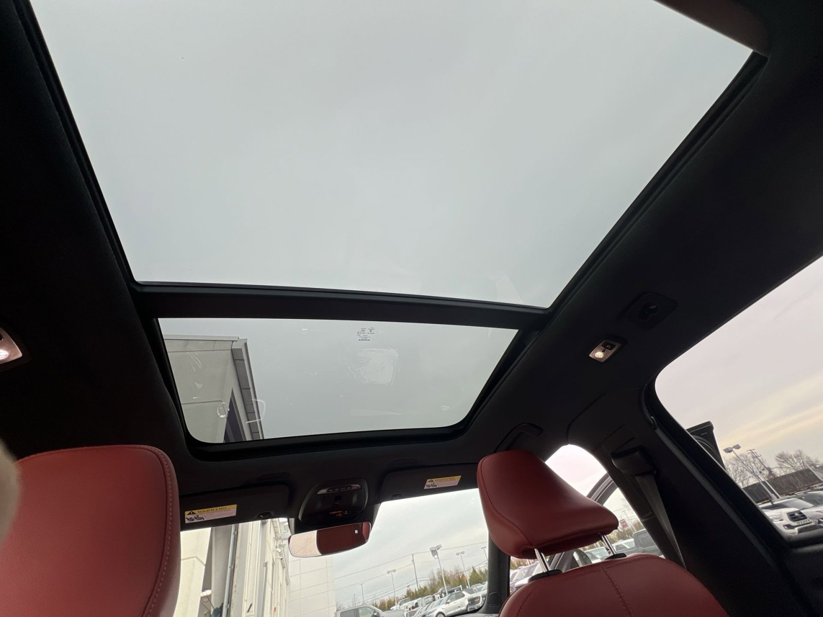 Used 2019 Volvo XC40 T5 Inscription image 24