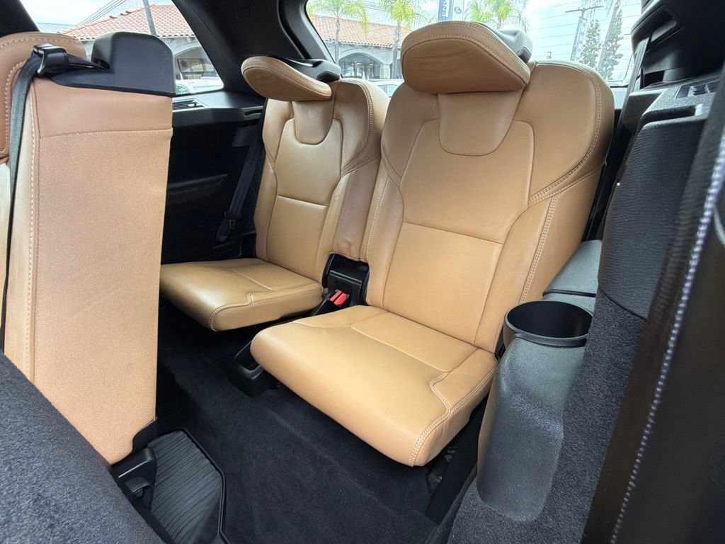 Used 2018 Volvo XC90 T6 Momentum w/ Convenience Package AWD/4WD image 39
