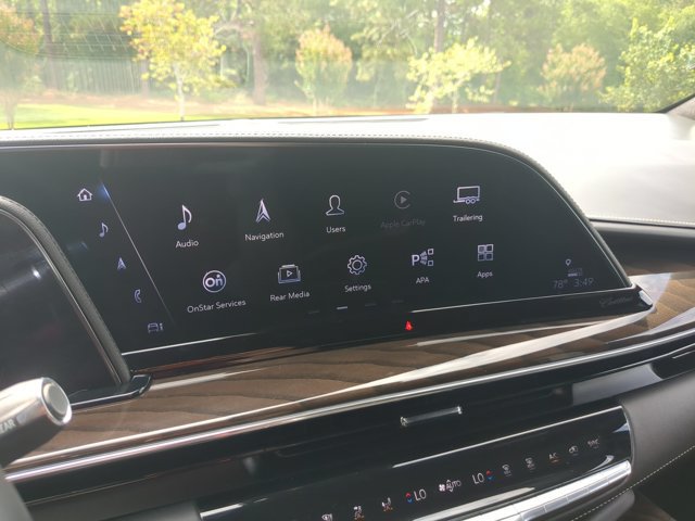 Used 2024 Cadillac Escalade ESV Sport Platinum w/ LPO, ONYX Package AWD/4WD image 19