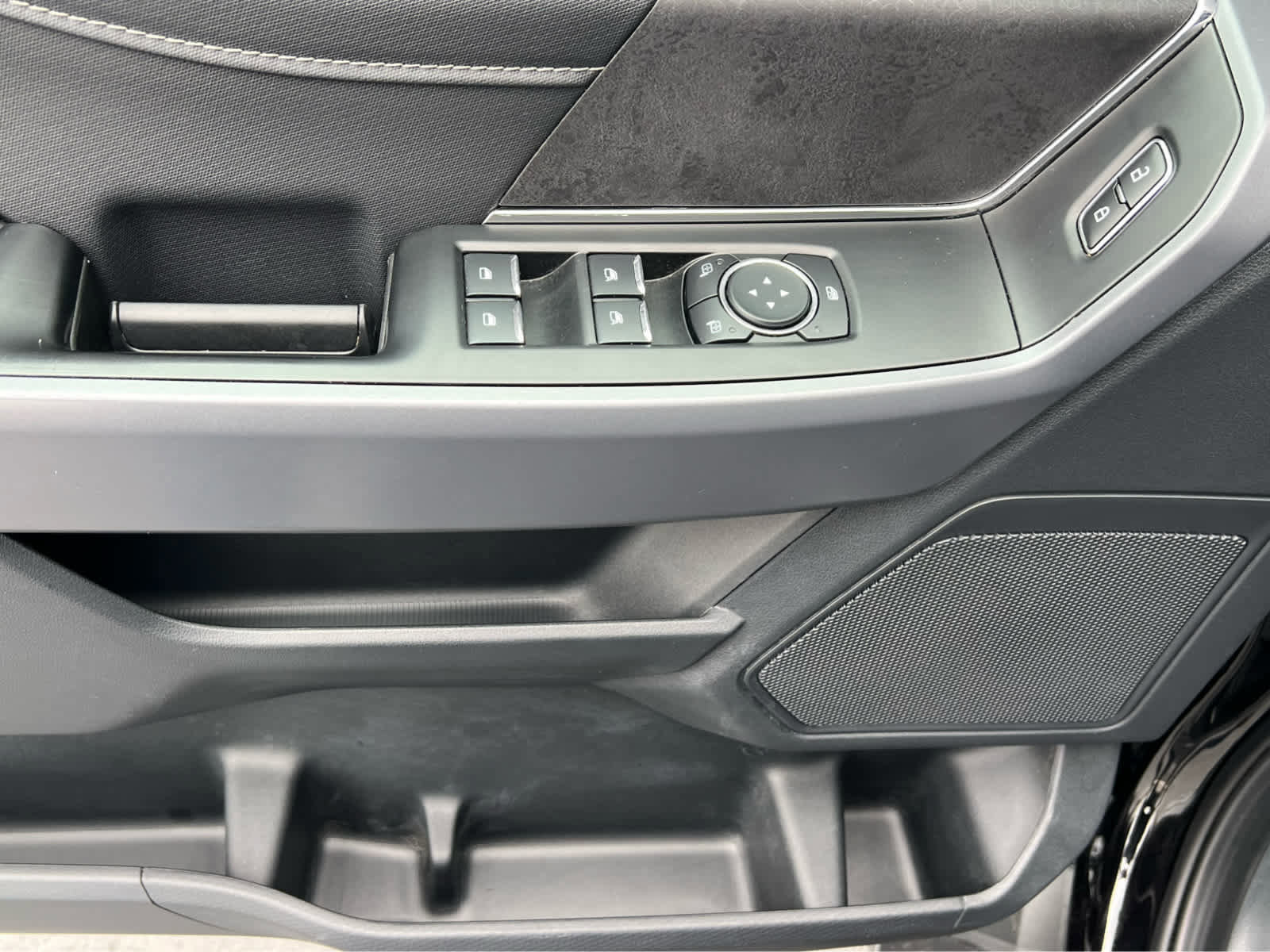 Certified 2025 Ford F150 XLT w/ Equipment Group 301A Standard image 29