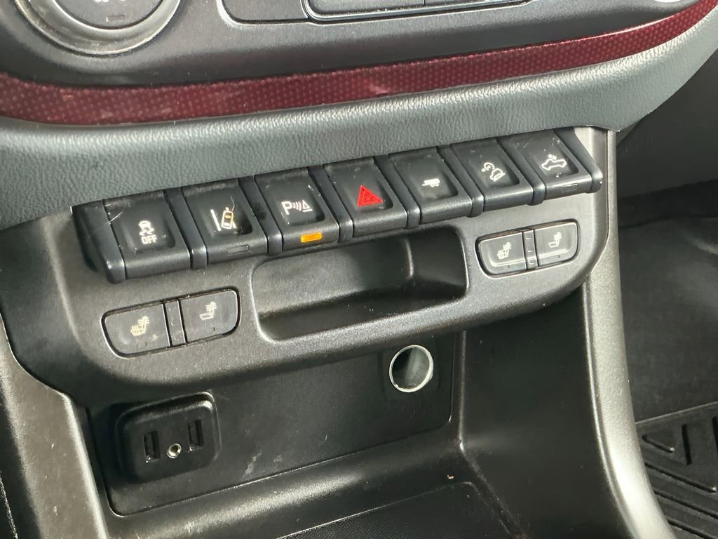 Used 2022 Chevrolet Colorado Z71 w/ Trail Boss Package image 37