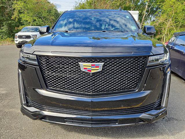 Used 2024 Cadillac Escalade ESV Sport Platinum AWD/4WD image 2