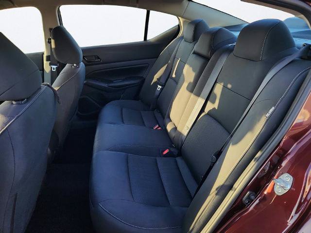 Used 2025 Nissan Altima 2.5 SV FWD image 18