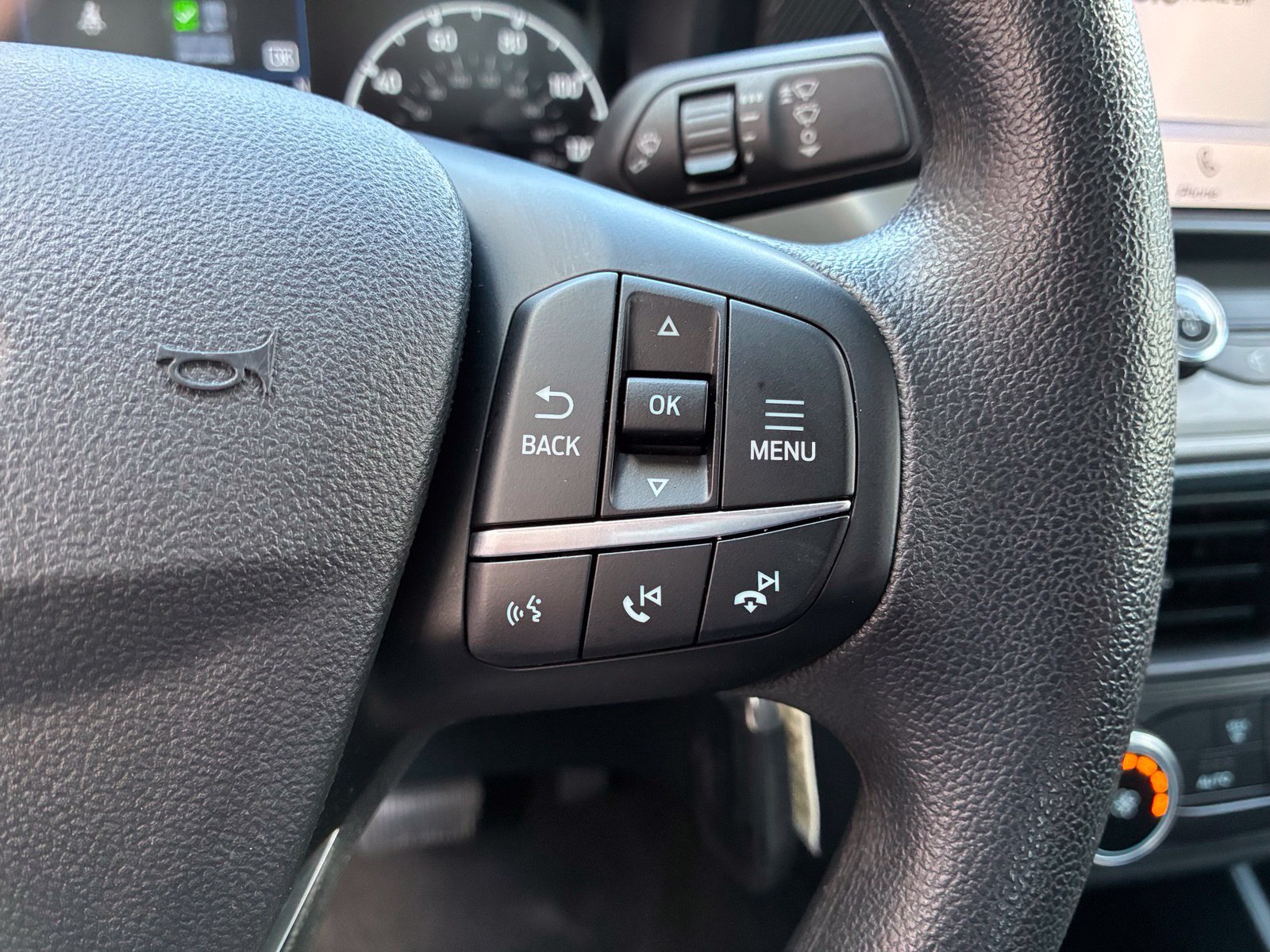 Certified 2024 Ford Maverick XL FWD image 25