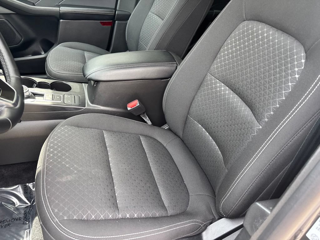 Certified 2025 Ford Escape Active AWD/4WD image 23
