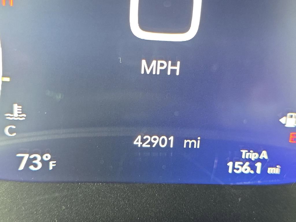 Used 2025 Chrysler Pacifica Select FWD image 24