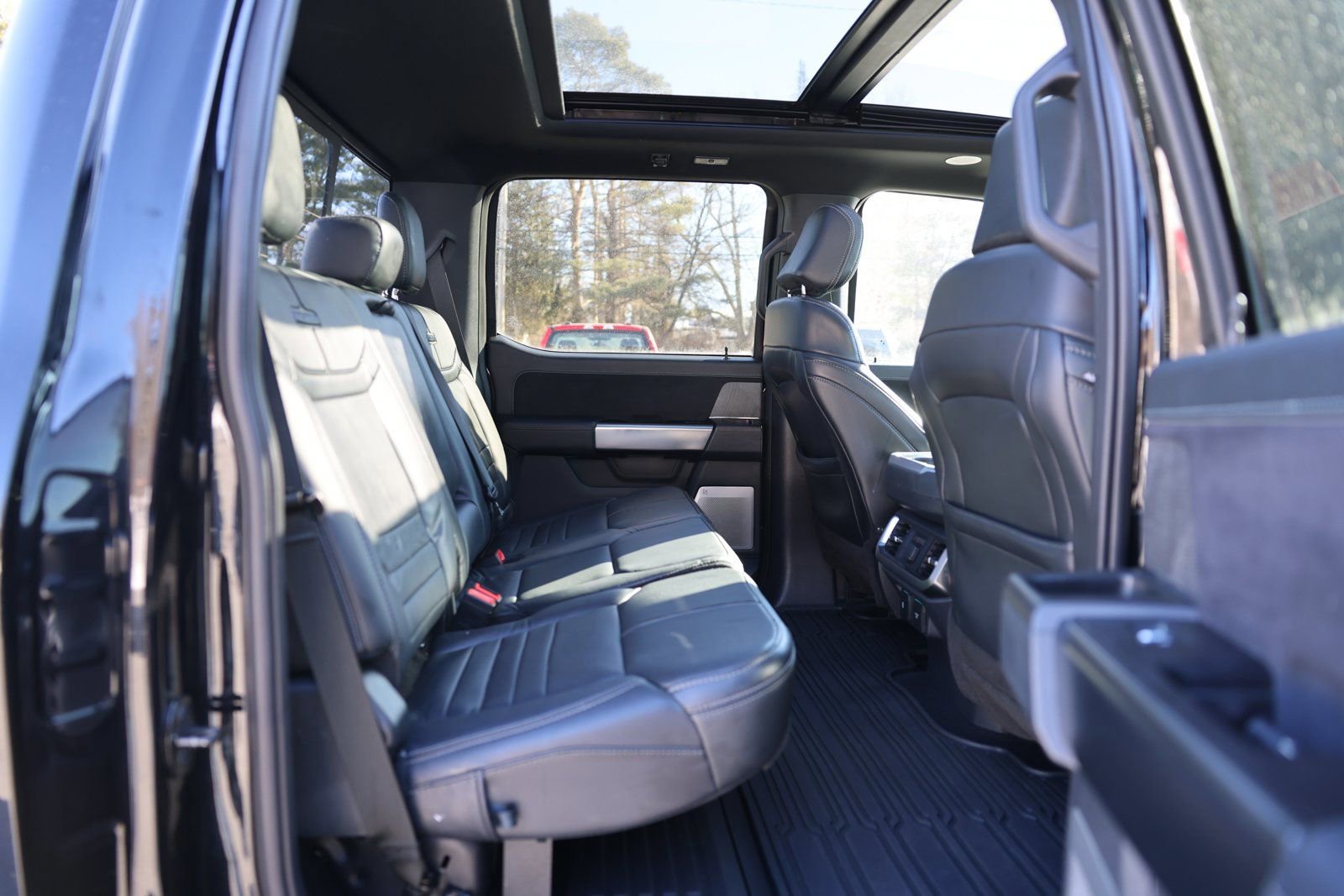 Certified 2023 Ford F150 Platinum w/ Equipment Group 701A High image 15