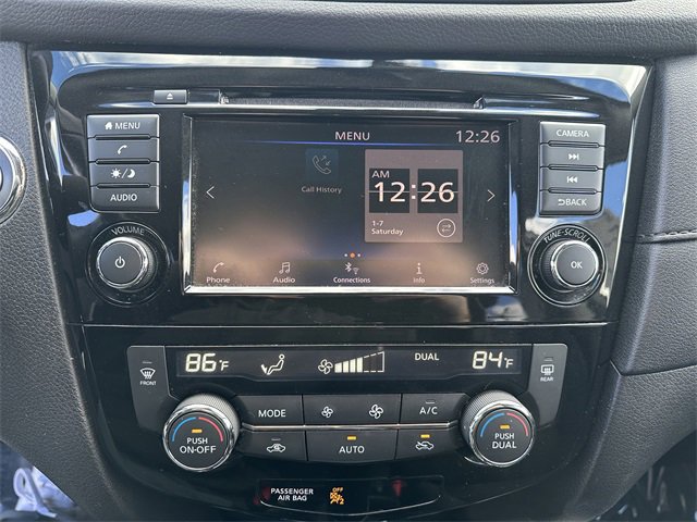 Used 2020 Nissan Rogue SV image 24