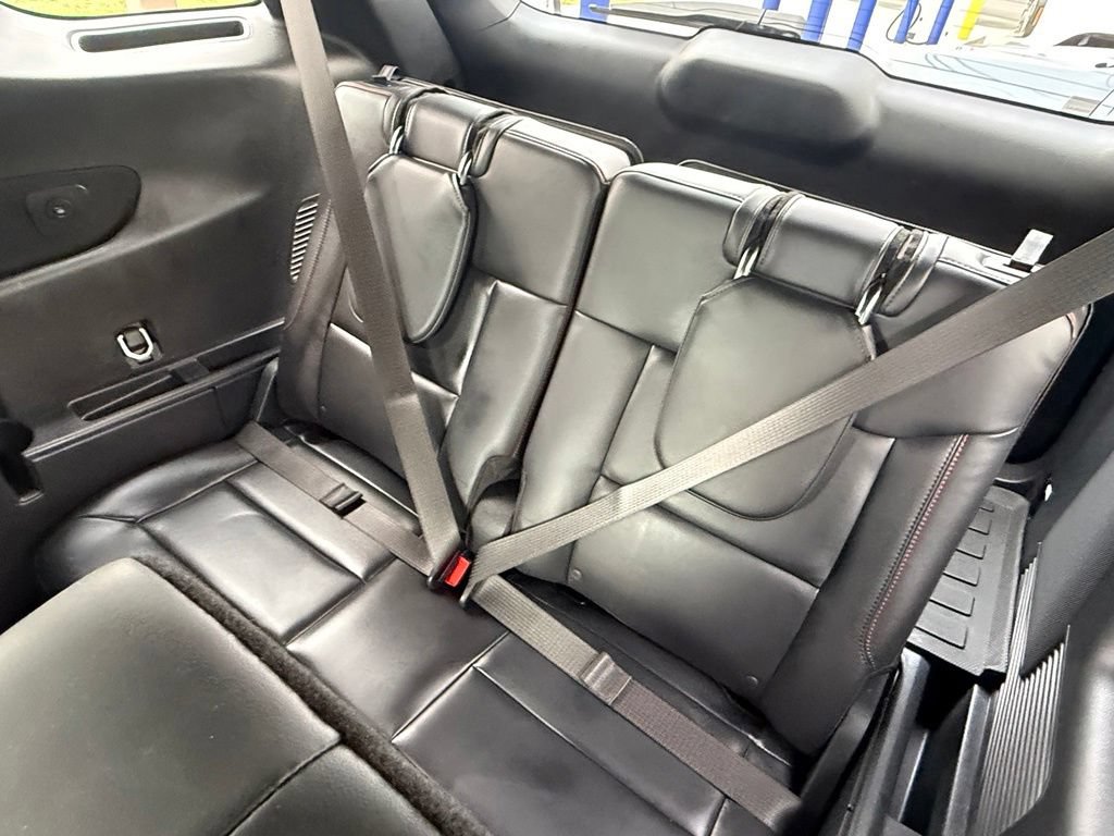 Certified 2025 Ford Explorer ST-Line w/ Premium Package AWD/4WD image 24