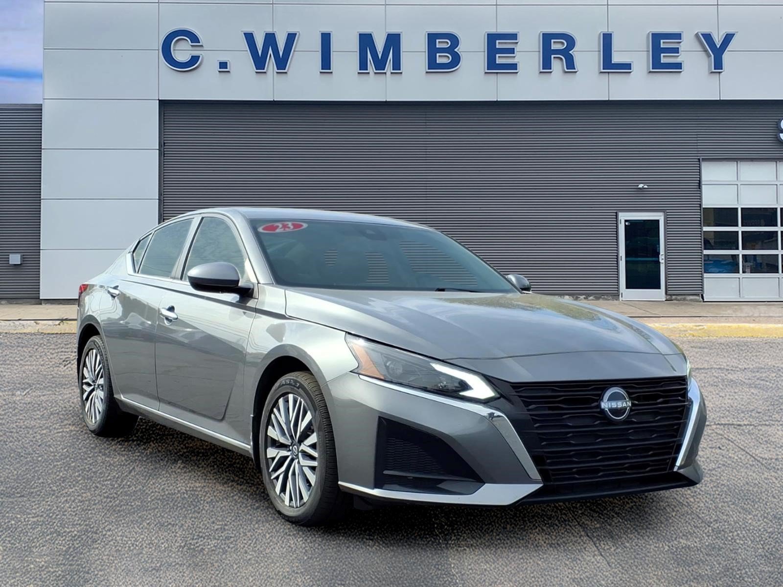Used 2023 Nissan Altima 2.5 SV