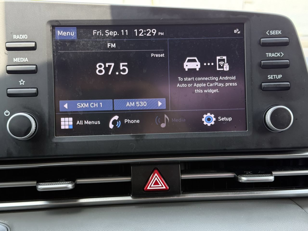 Used 2023 Hyundai Elantra SEL FWD image 16