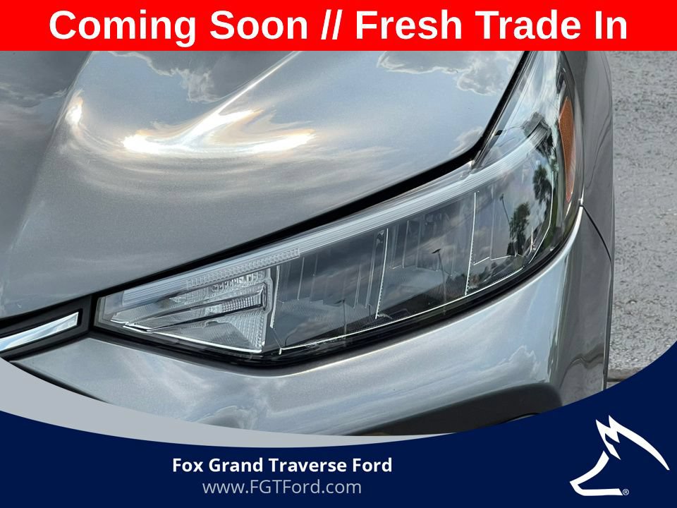 Certified 2025 Ford Escape ST-Line Select AWD/4WD image 33