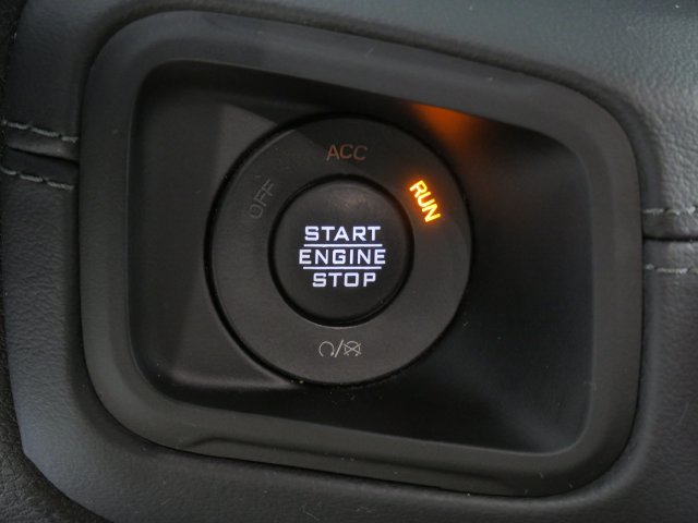 Used 2025 Jeep Wrangler Unlimited Rubicon AWD/4WD image 24