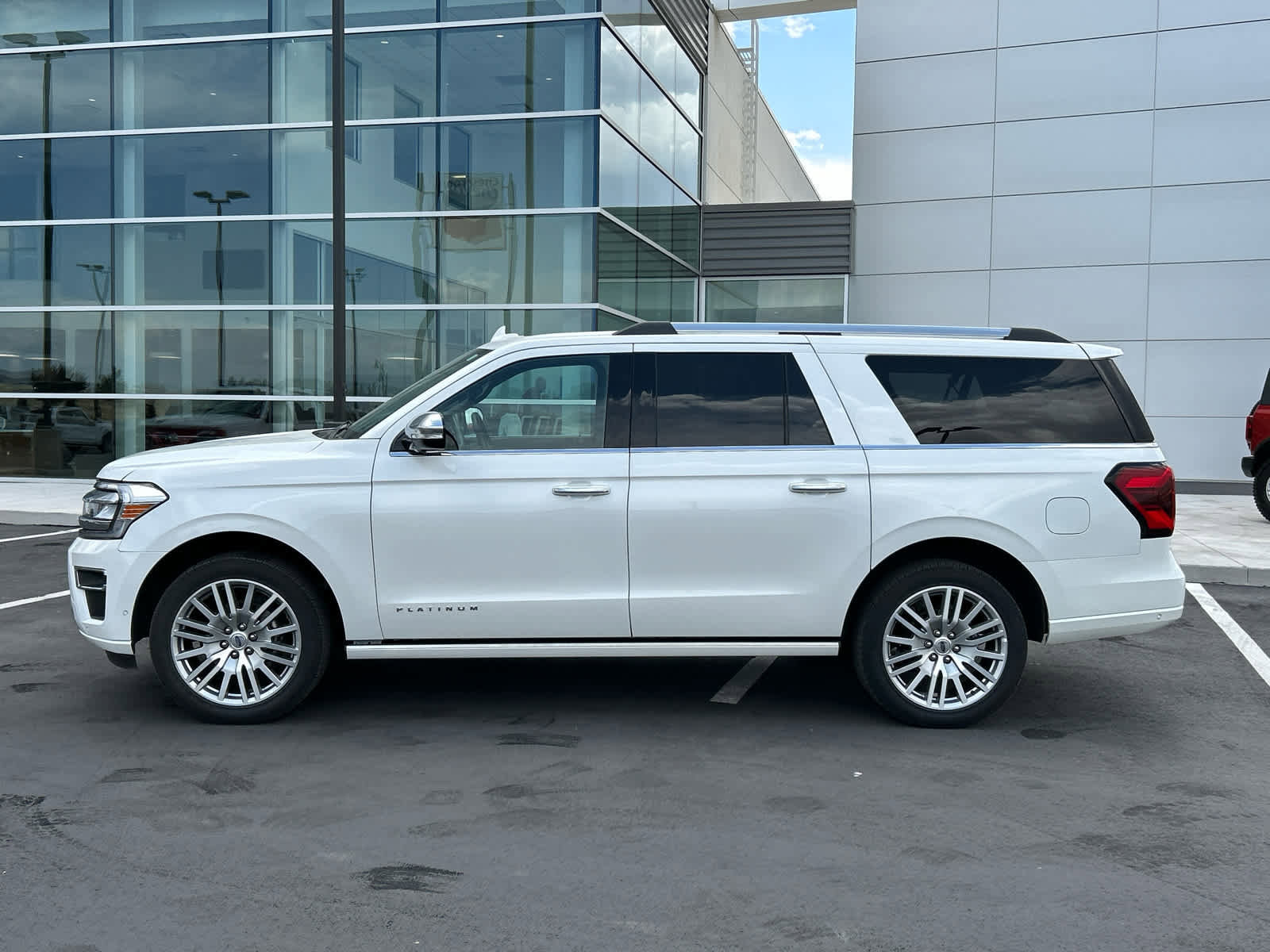 Certified 2024 Ford Expedition Max Platinum image 14