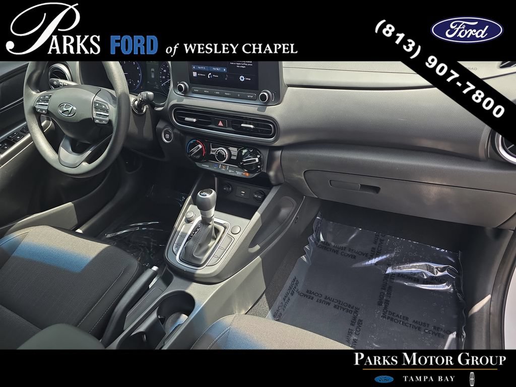 Used 2022 Hyundai Kona SEL w/ Cargo Package FWD image 9