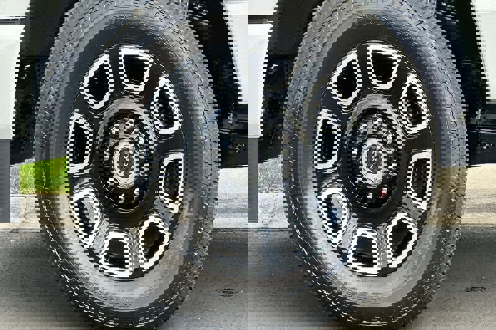 Certified 2025 Ford F250 Platinum image 26