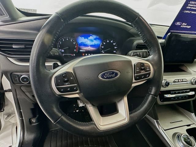 Certified 2021 Ford Explorer XLT w/ Equipment Group 202A image 17