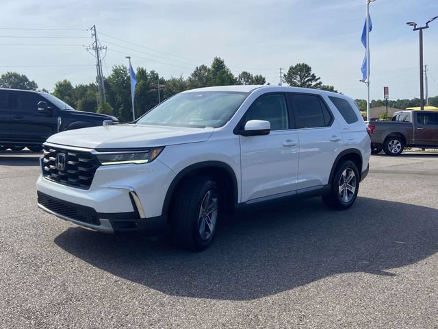 Used 2025 Honda Pilot EX-L image 3