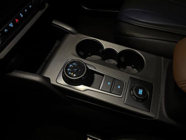 Certified 2025 Ford Bronco Sport Outer Banks w/ Outer Banks Tech Package+ AWD/4WD image 29