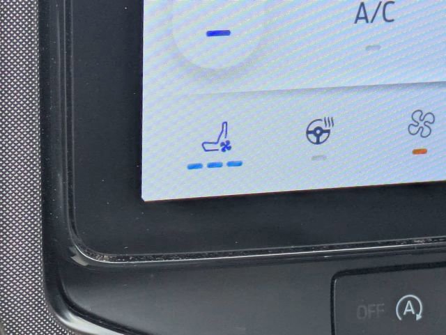 Certified 2022 Ford Expedition Max Platinum image 24