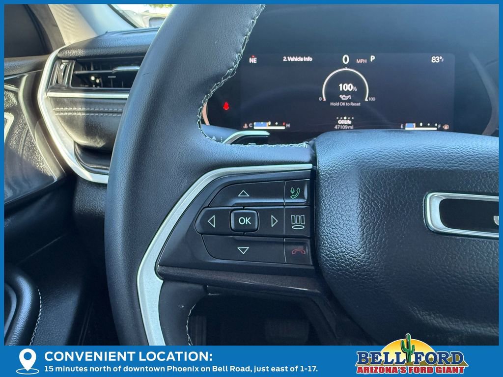 Used 2023 Jeep Grand Cherokee L Laredo image 28