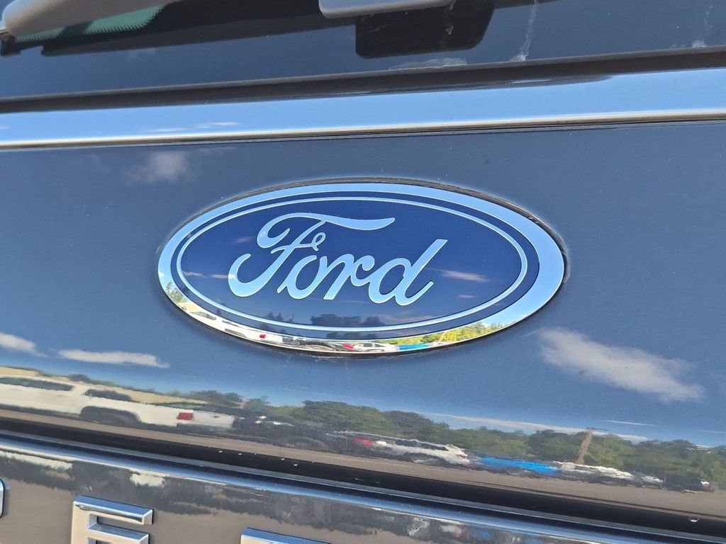 Certified 2022 Ford Expedition Max Platinum AWD/4WD image 25