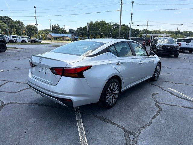 Used 2025 Nissan Altima 2.5 SV FWD image 7
