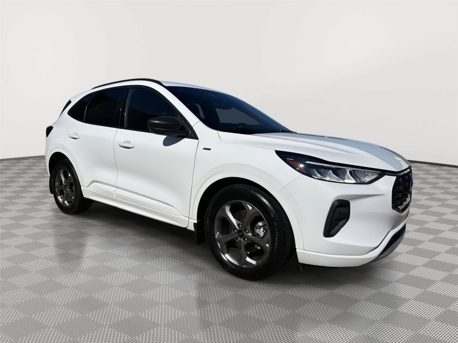 Certified 2023 Ford Escape ST-Line w/ Equipment Group 301A FWD image 6