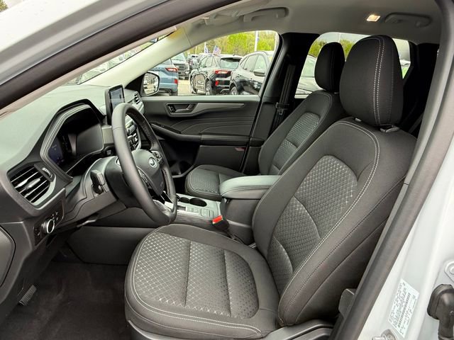Certified 2025 Ford Escape Active w/ Cold Weather Package AWD/4WD image 6