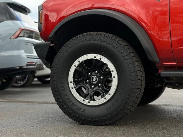 Certified 2023 Ford Bronco Badlands w/ Sasquatch Package AWD/4WD image 46