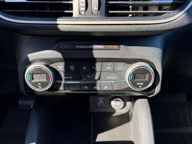 Certified 2021 Ford Escape SE w/ Cold Weather Package FWD image 15