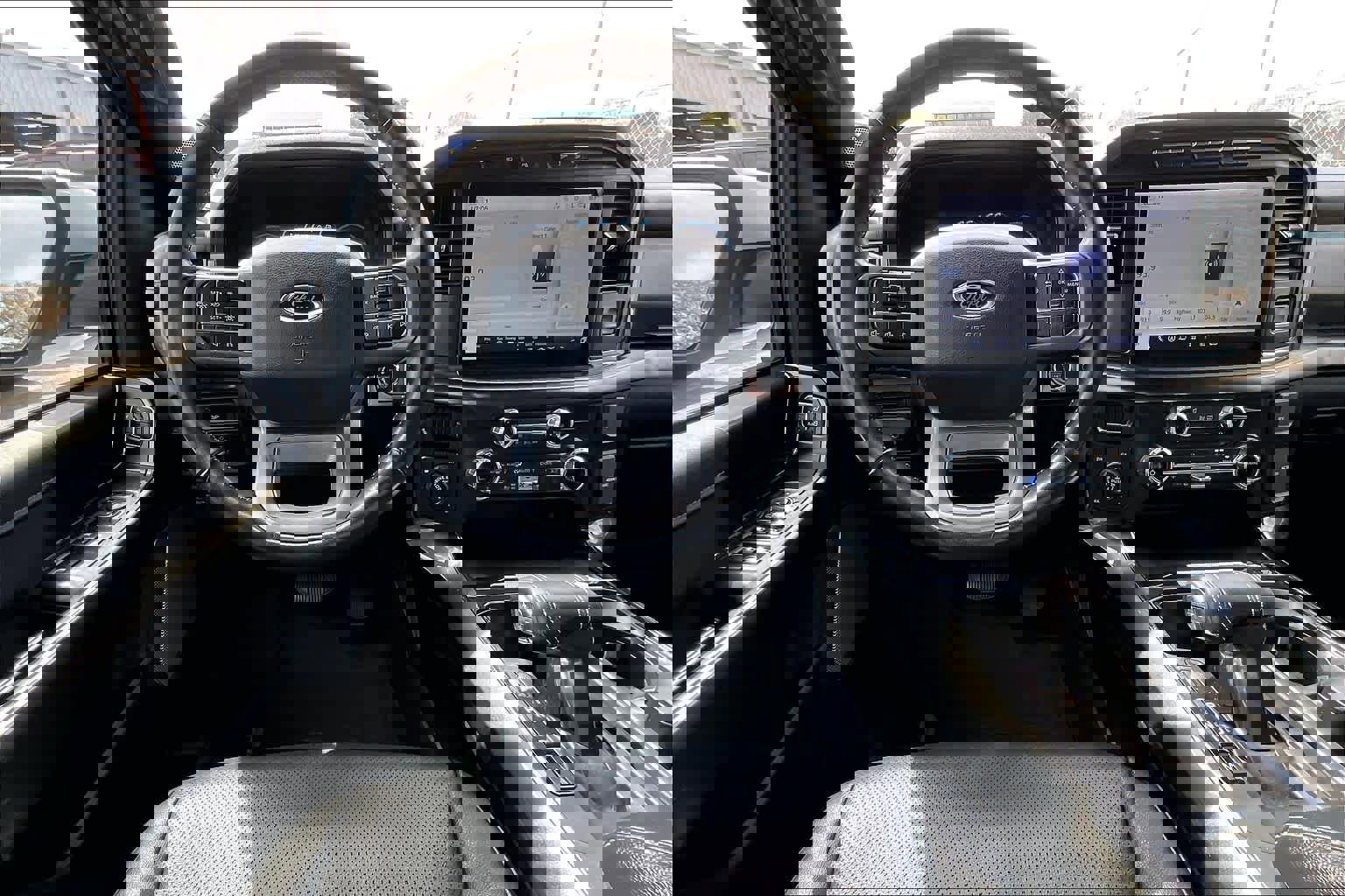 Certified 2022 Ford F150 Lariat w/ Equipment Group 502A High image 9